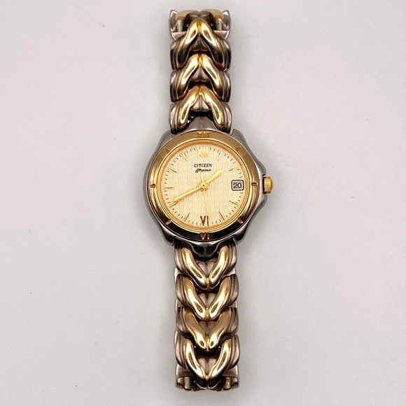 Vintage Citizen Round Champagne and Gold tones Ladies watch Working - Picture 7 of 11